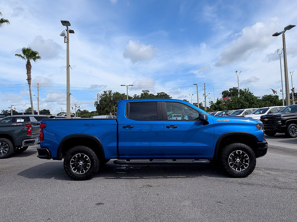 Certified 2024 Chevrolet Silverado 1500 ZR2 AWD/4WD image 75