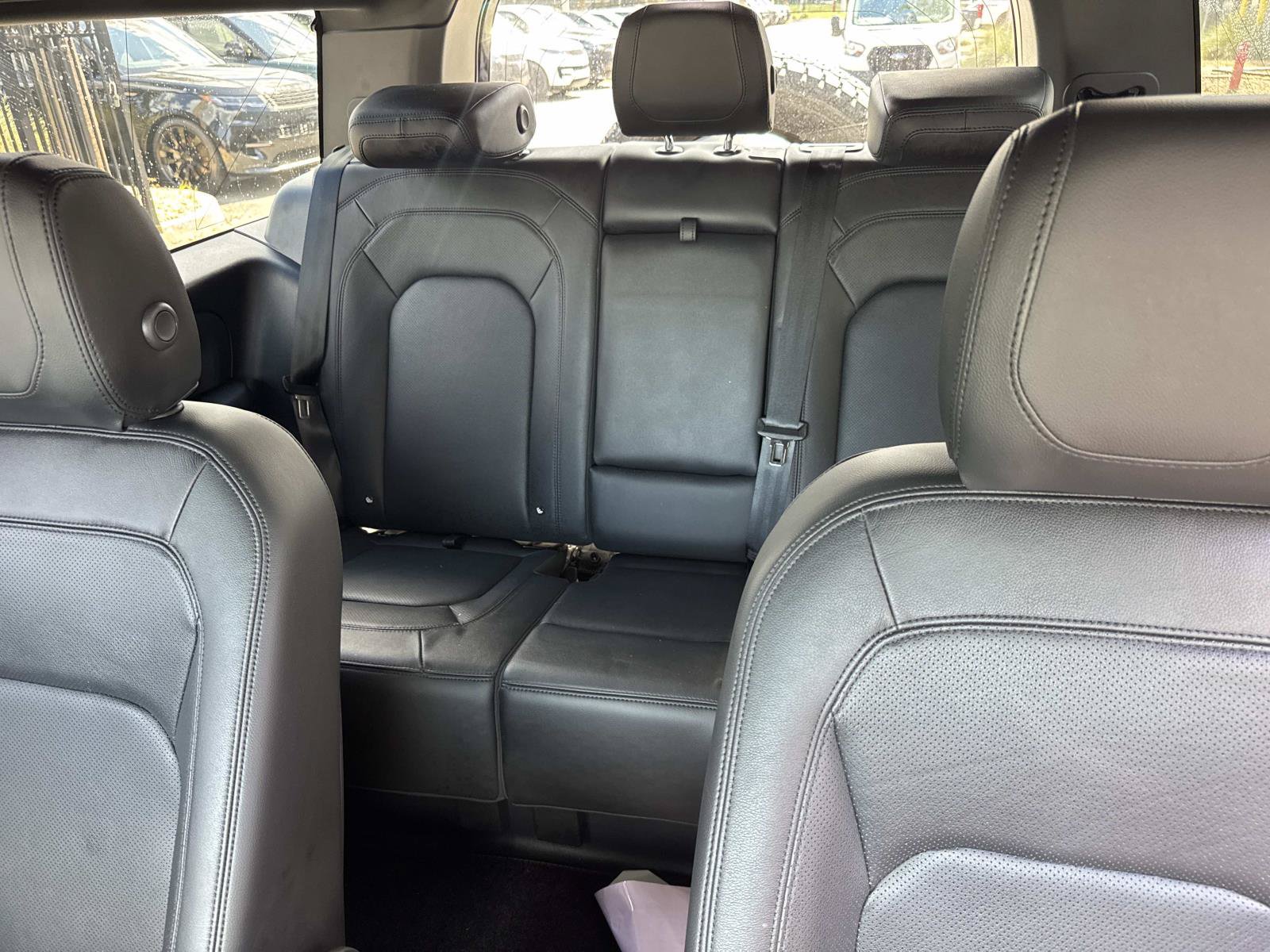 Used 2024 Land Rover Defender 90 S AWD/4WD image 17
