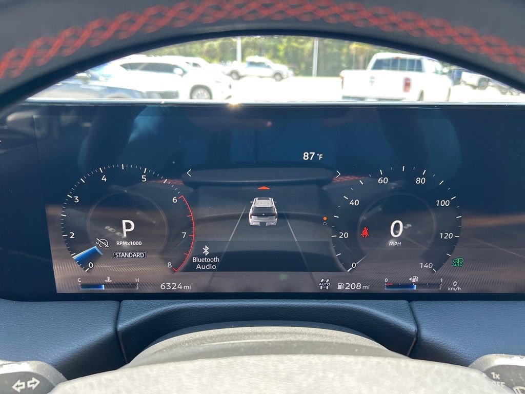 Certified 2025 Nissan Armada PRO-4X AWD/4WD image 25