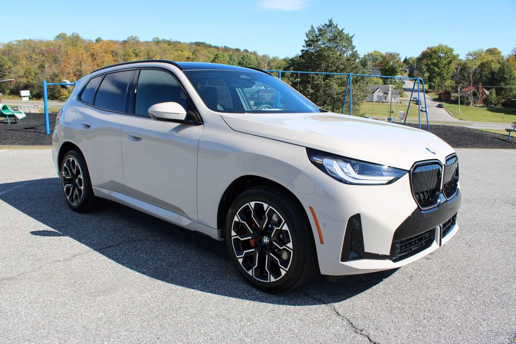 New 2026 BMW X3 xDrive30 w/ Premium Package image 2