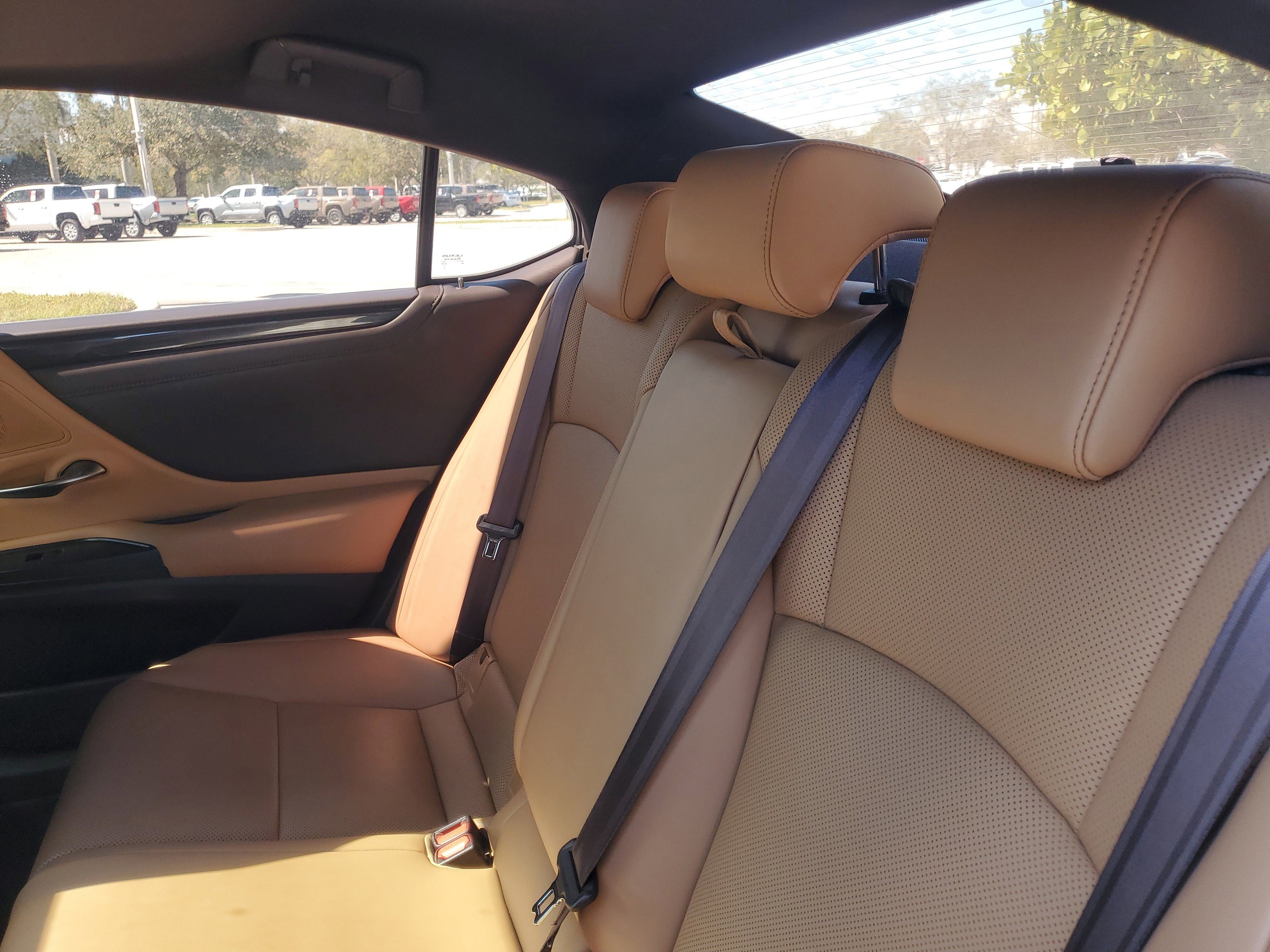 Used 2020 Lexus ES 350 w/ Premium Package FWD image 14