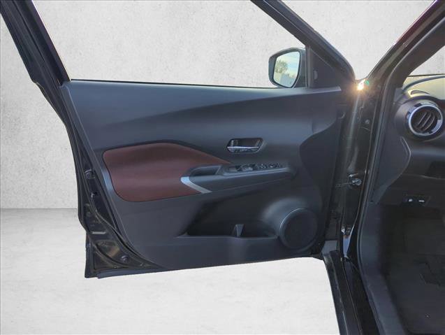 Used 2024 Nissan Kicks SR image 10