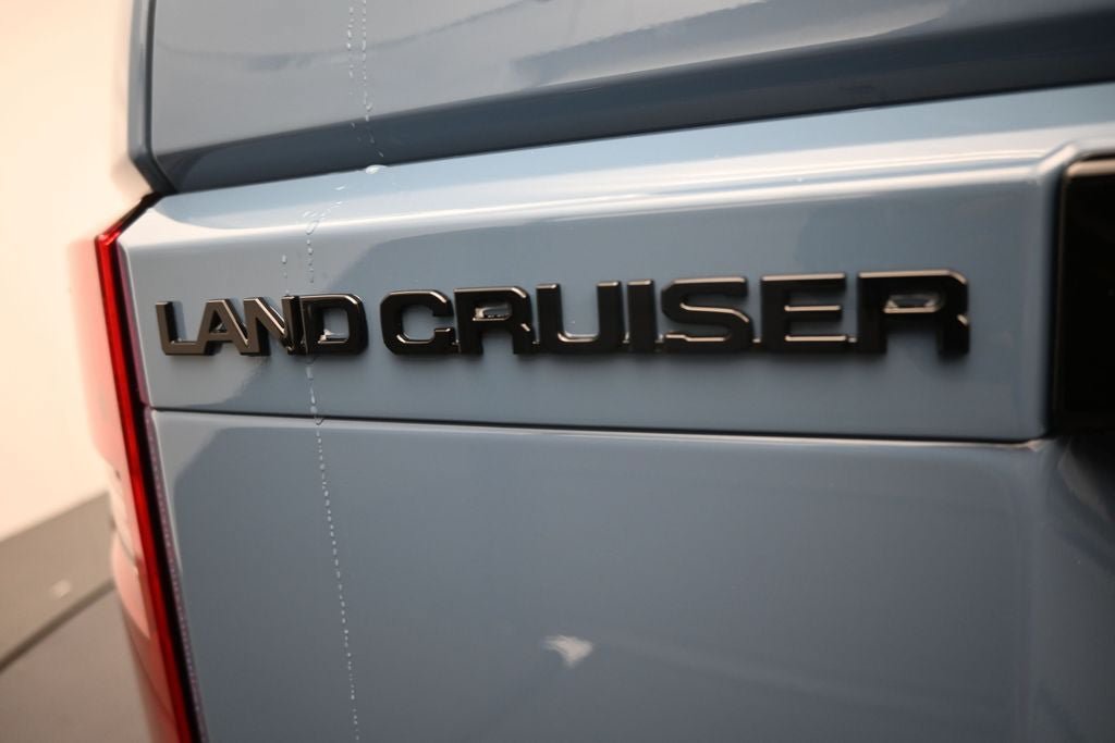 New 2027 Toyota Land Cruiser w/ Premium Package AWD/4WD image 37