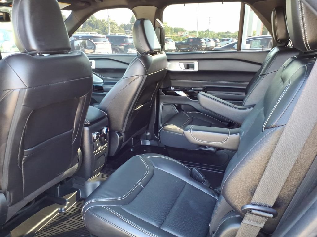 Used 2023 Ford Explorer ST w/ Equipment Group 401A AWD/4WD image 7