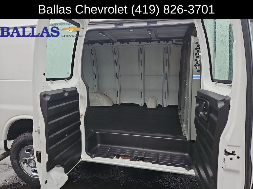 Certified 2016 Chevrolet Express 2500 image 21