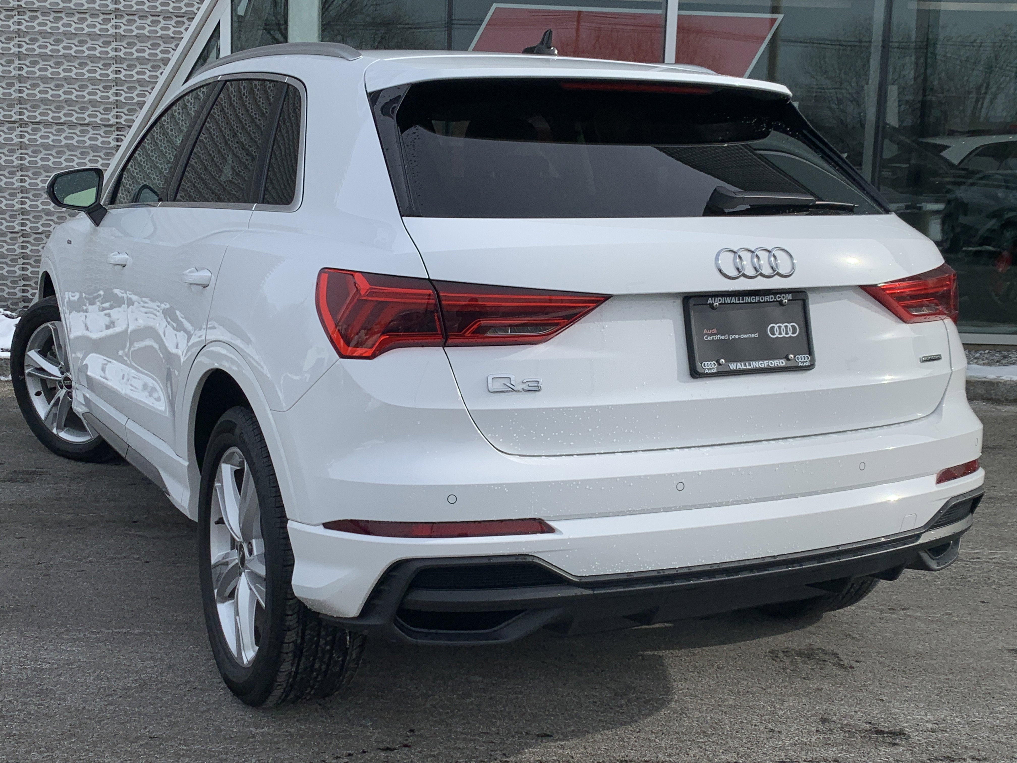 Certified 2023 Audi Q3 2.0T Premium w/ Convenience Package image 3