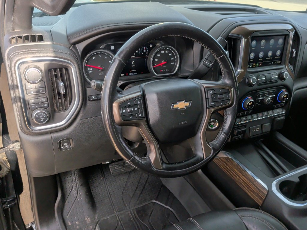 Used 2019 Chevrolet Silverado 1500 High Country w/ Technology Package AWD/4WD image 15