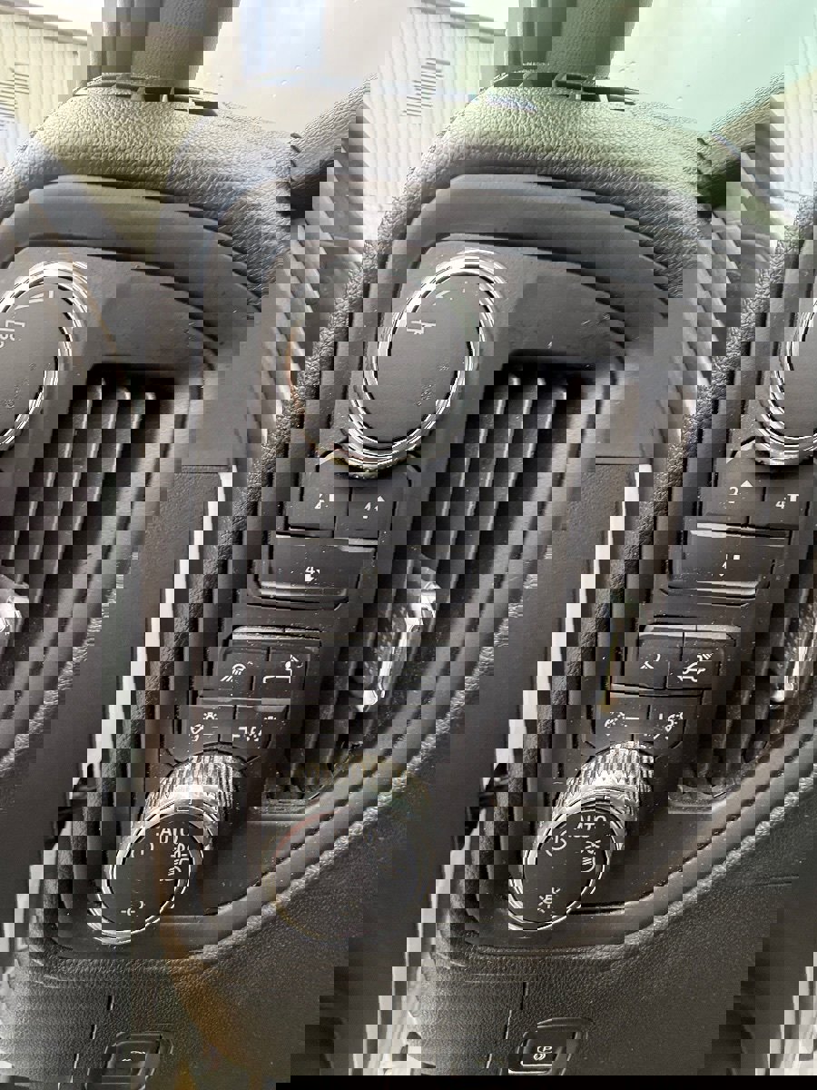 Used 2024 GMC Sierra 3500 Pro image 26