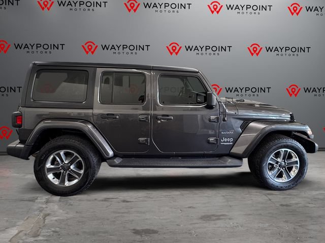 Used 2018 Jeep Wrangler Unlimited Sahara AWD/4WD image 8