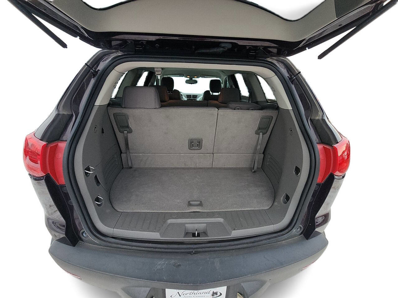 Used 2010 Chevrolet Traverse LS FWD image 11