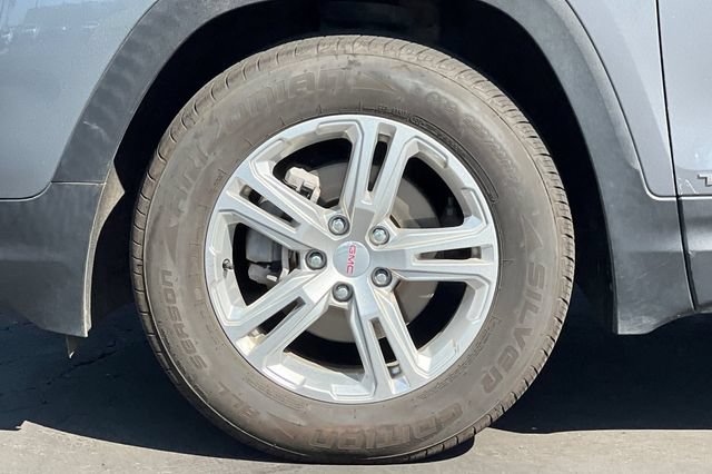 Used 2020 GMC Terrain SLE w/ LPO, Floor Liner Package AWD/4WD image 36