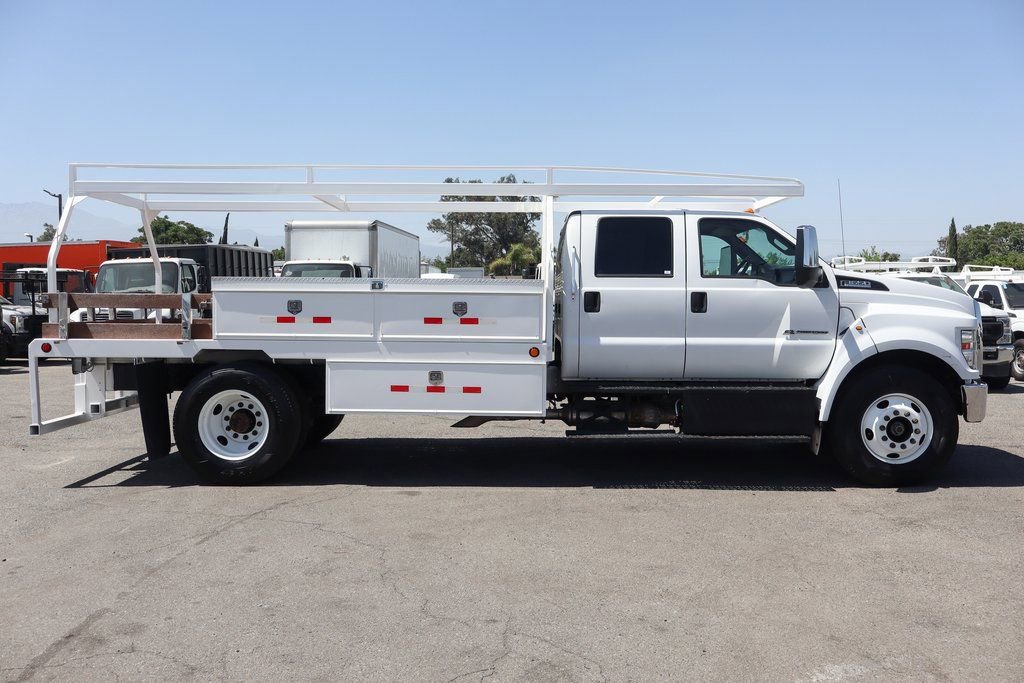 Used 2016 Ford F650 2WD Crew Cab Super Duty image 10