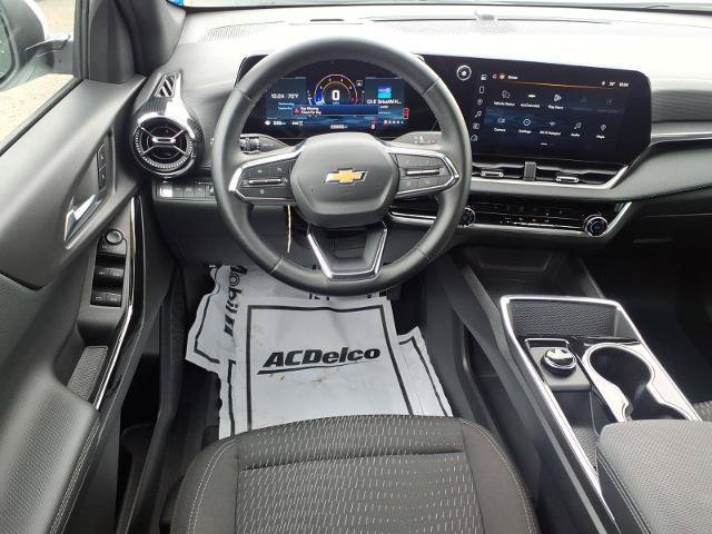 Used 2026 Chevrolet Equinox LT AWD/4WD image 11