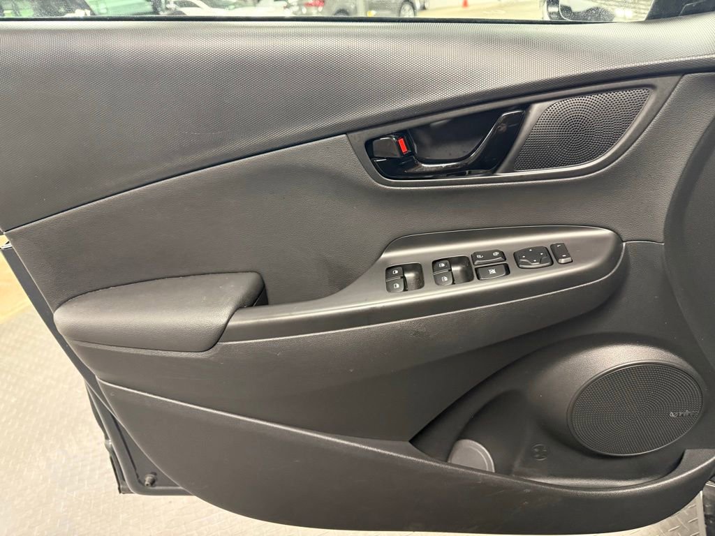 Used 2019 Hyundai Kona Ultimate AWD/4WD image 8