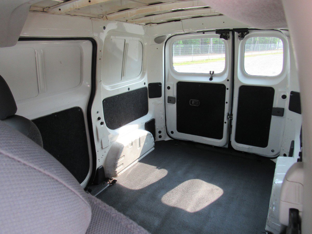 Used 2014 Nissan NV200 SV w/ Exterior Appearance Package image 9