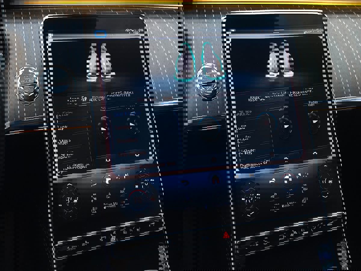 Used 2021 Mercedes-Benz S 580 4MATIC Sedan w/ Warmth & Comfort Package image 61