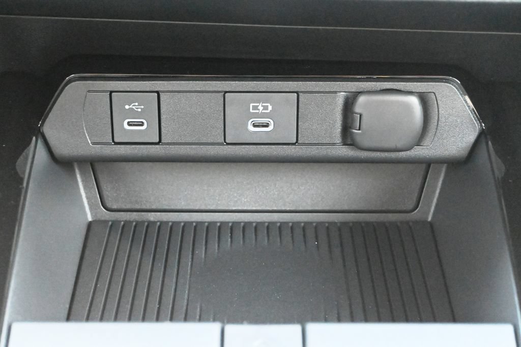 New 2026 Toyota Prius Plug-In Hybrid FWD image 22