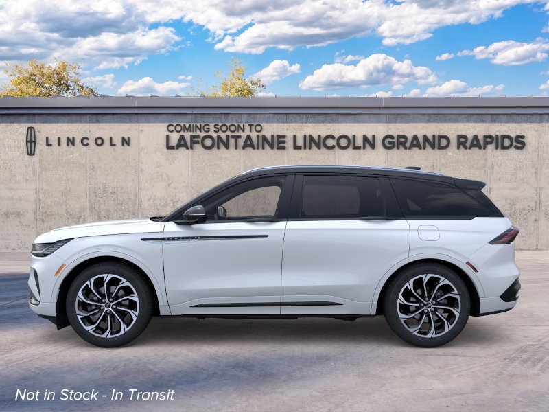 New 2026 Lincoln Nautilus Reserve AWD/4WD image 3