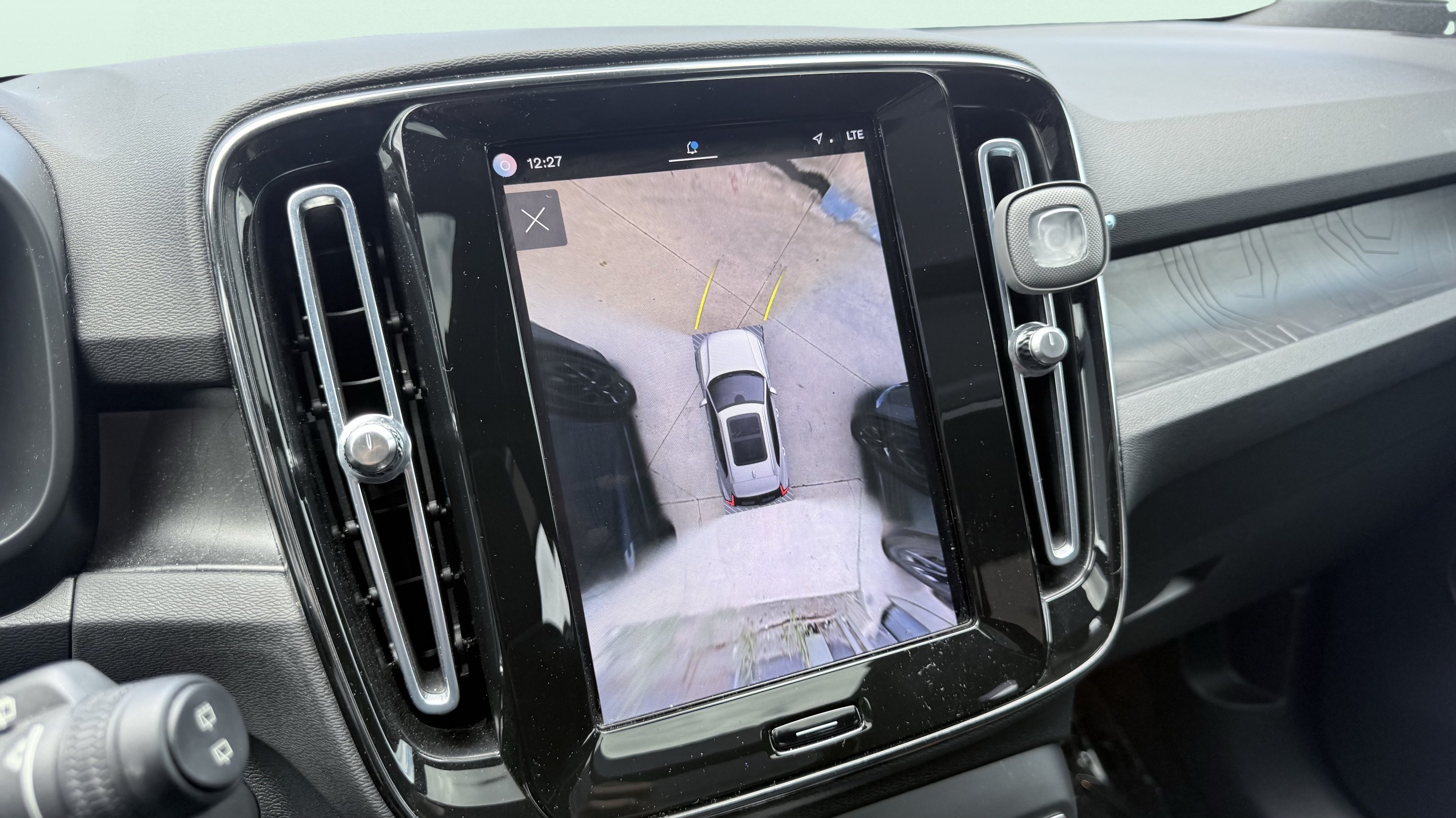 Used 2023 Volvo XC40 Recharge Ultimate AWD/4WD image 70