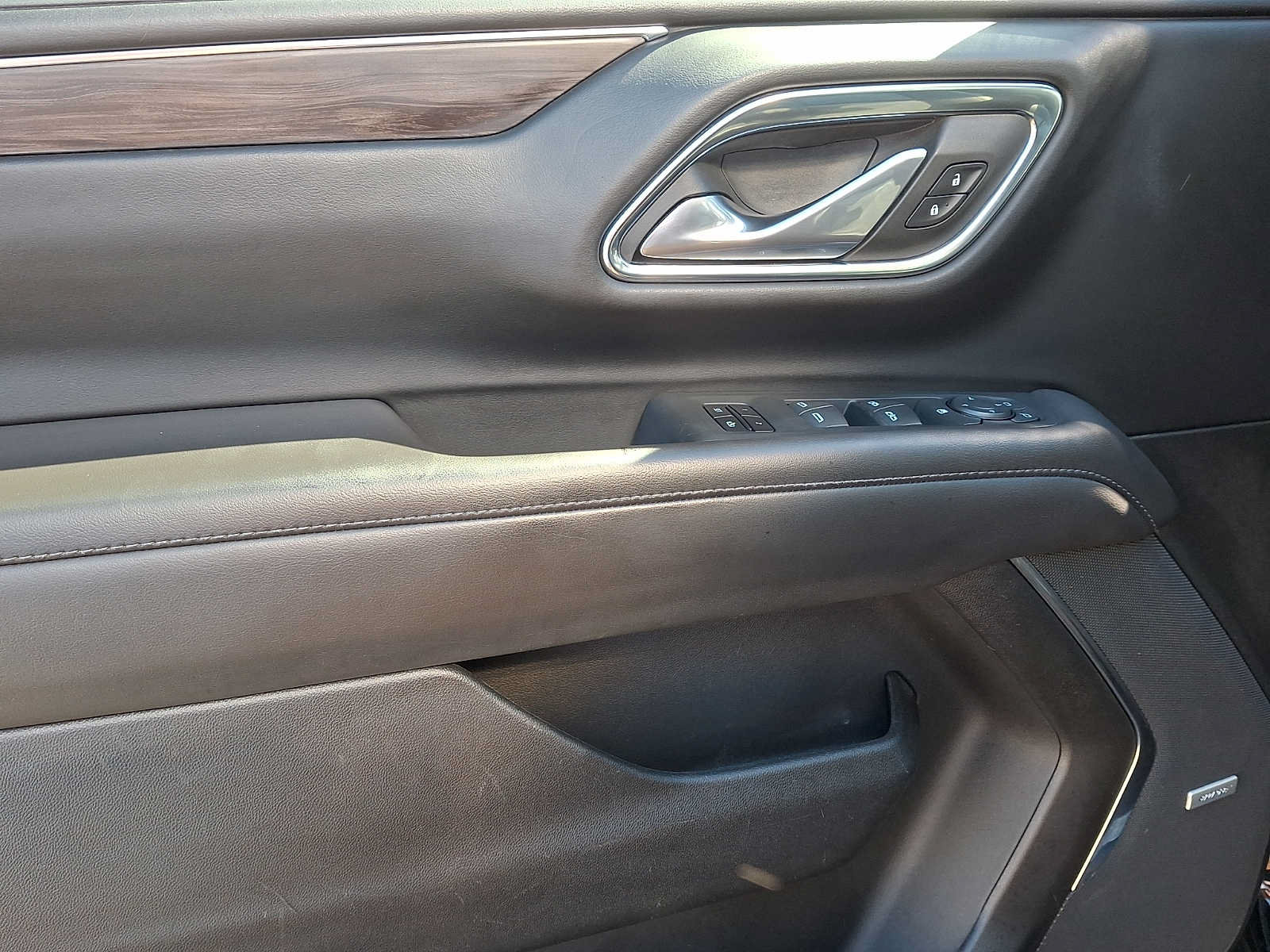 Used 2023 Chevrolet Tahoe LT AWD/4WD image 13