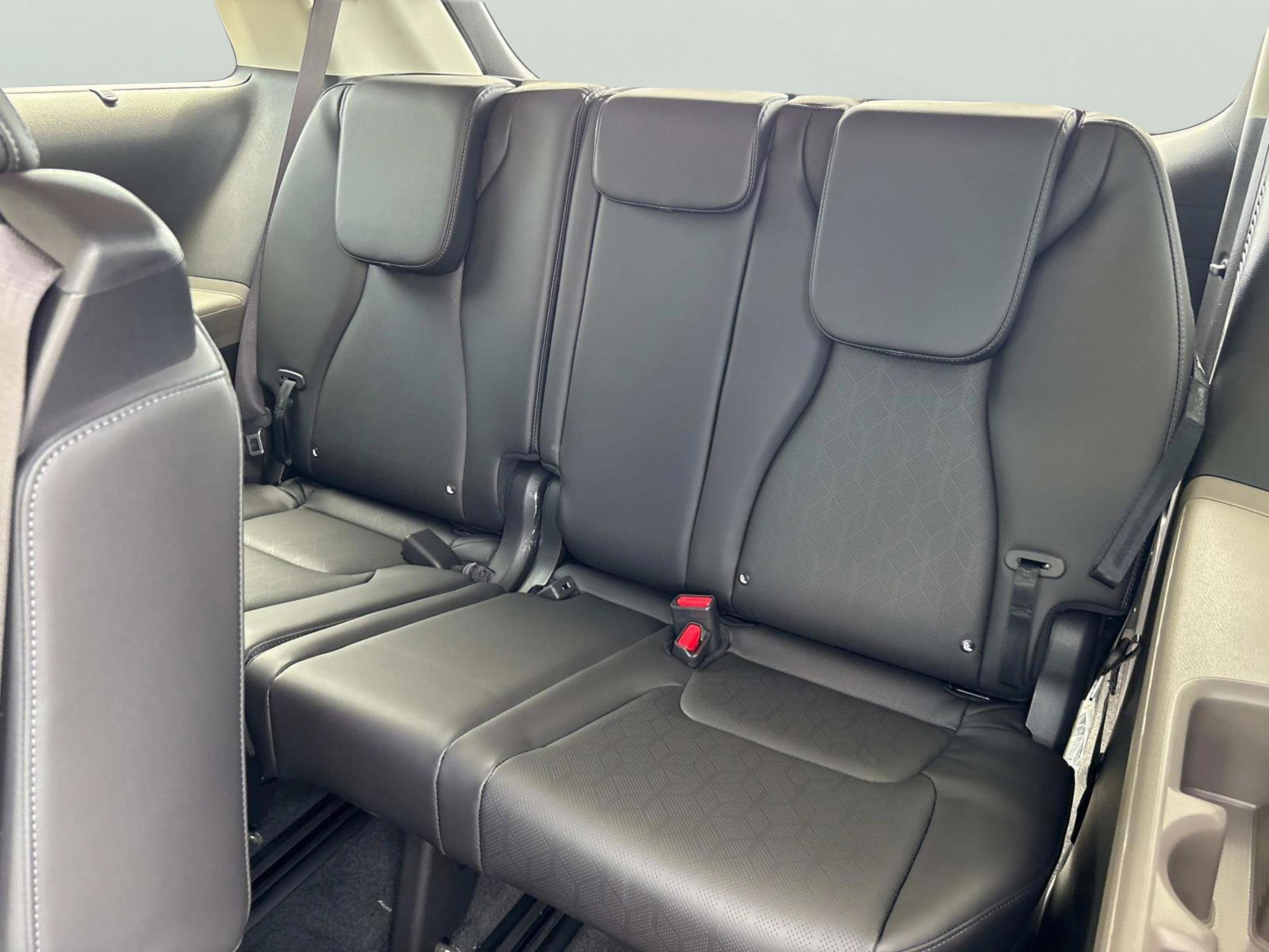 New 2026 Kia Carnival EX image 16