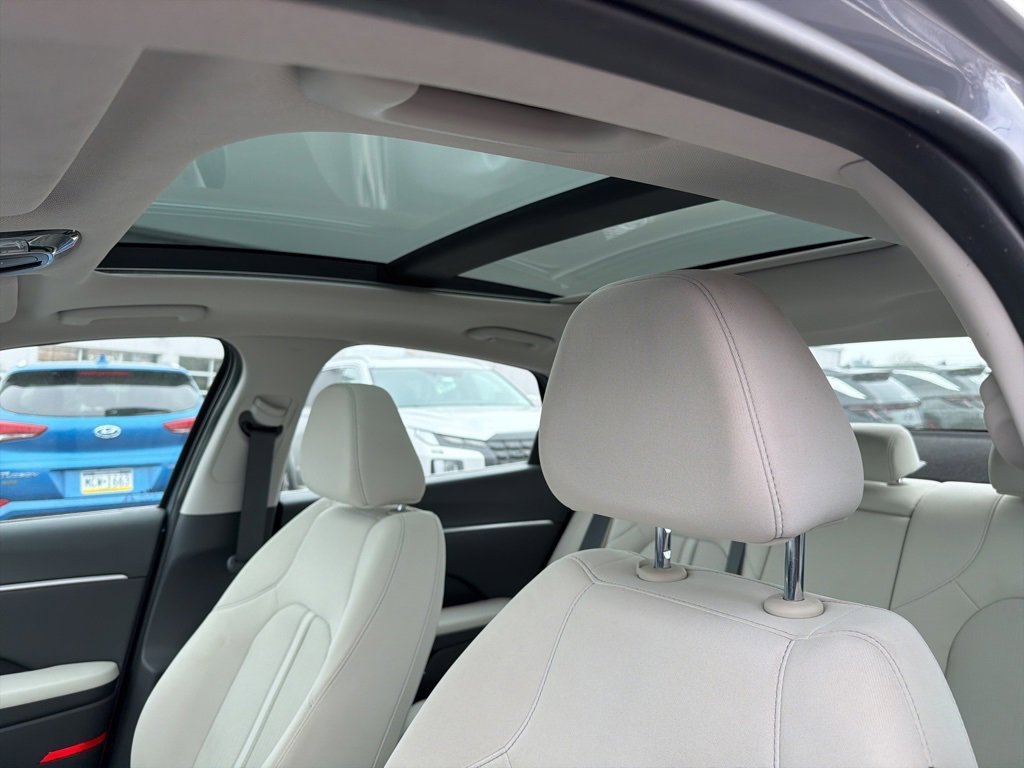Certified 2024 Hyundai Sonata SEL w/ Convenience Package image 15