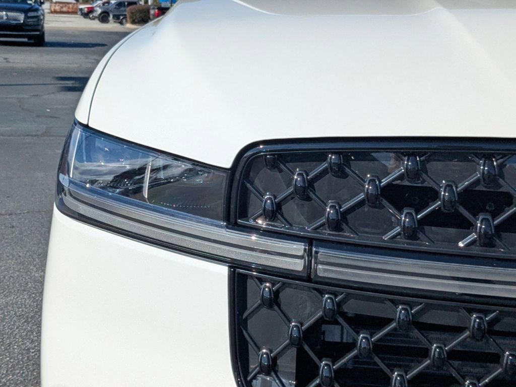 New 2026 Lincoln Navigator L Reserve w/ Jet Appearance Package image 10