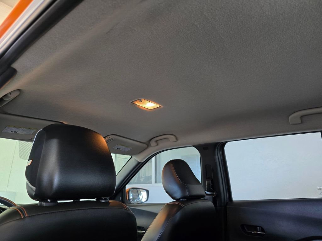 Used 2018 Nissan Kicks SR w/ Premium Package image 25