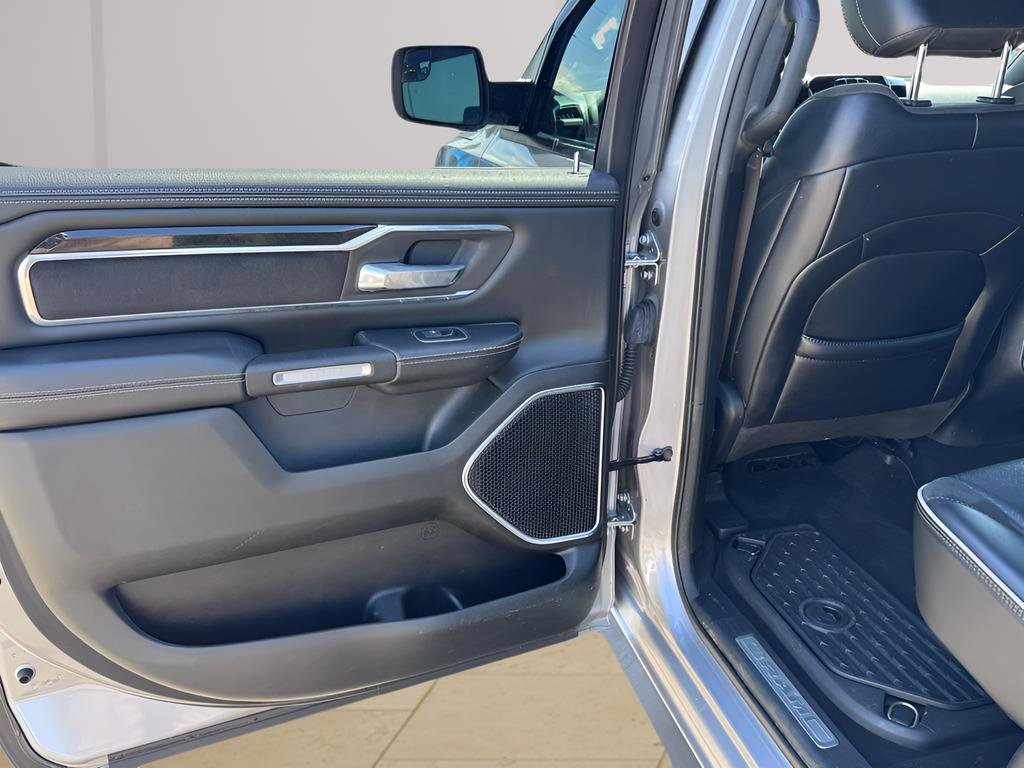 Used 2021 RAM 1500 Laramie w/ Sport Appearance Package AWD/4WD image 28