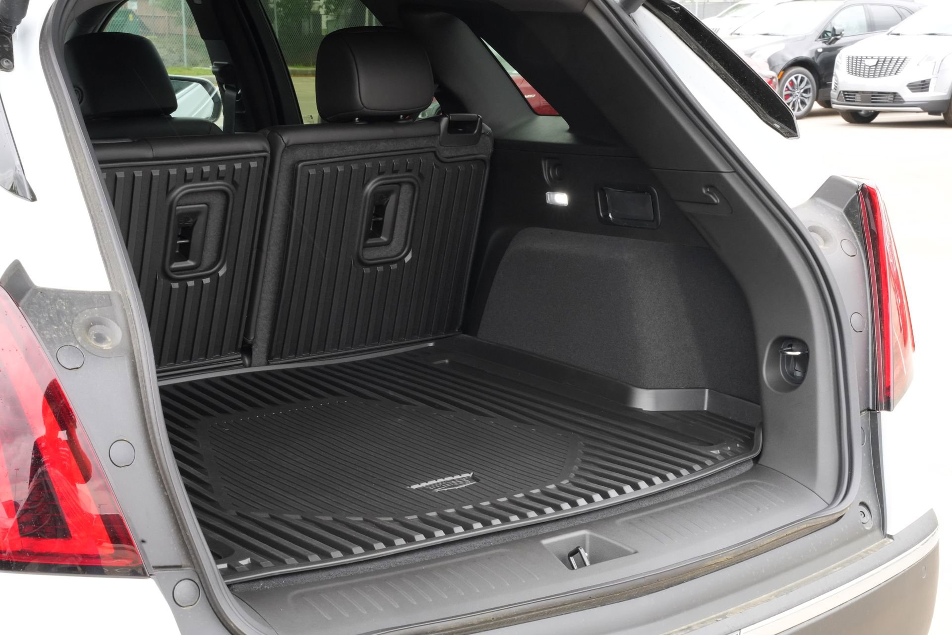 New 2026 Cadillac XT5 Luxury w/ LPO, Floor Liner Package image 23
