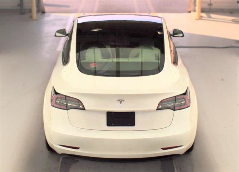 Used 2023 Tesla Model 3 Standard Range RWD image 2