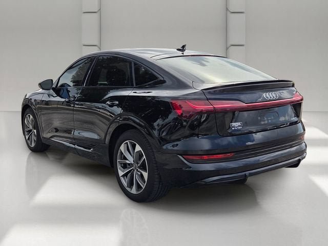 Used 2021 Audi e-tron Premium Plus w/ Premium Plus Package AWD/4WD image 3
