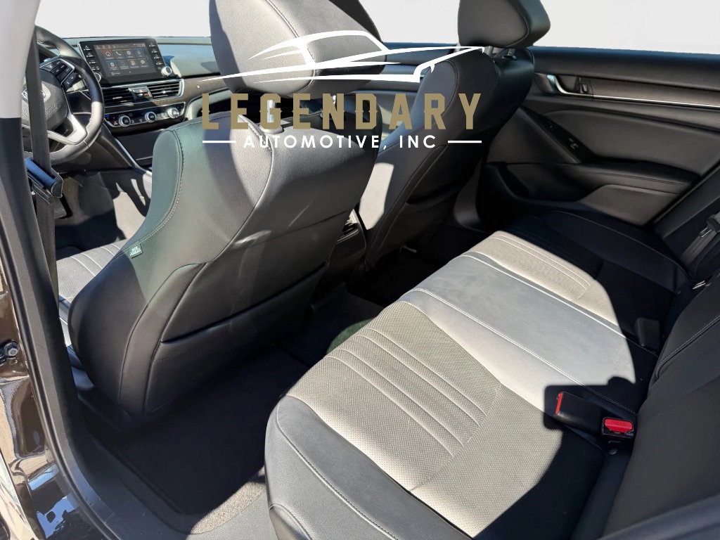 Used 2018 Honda Accord Touring image 14