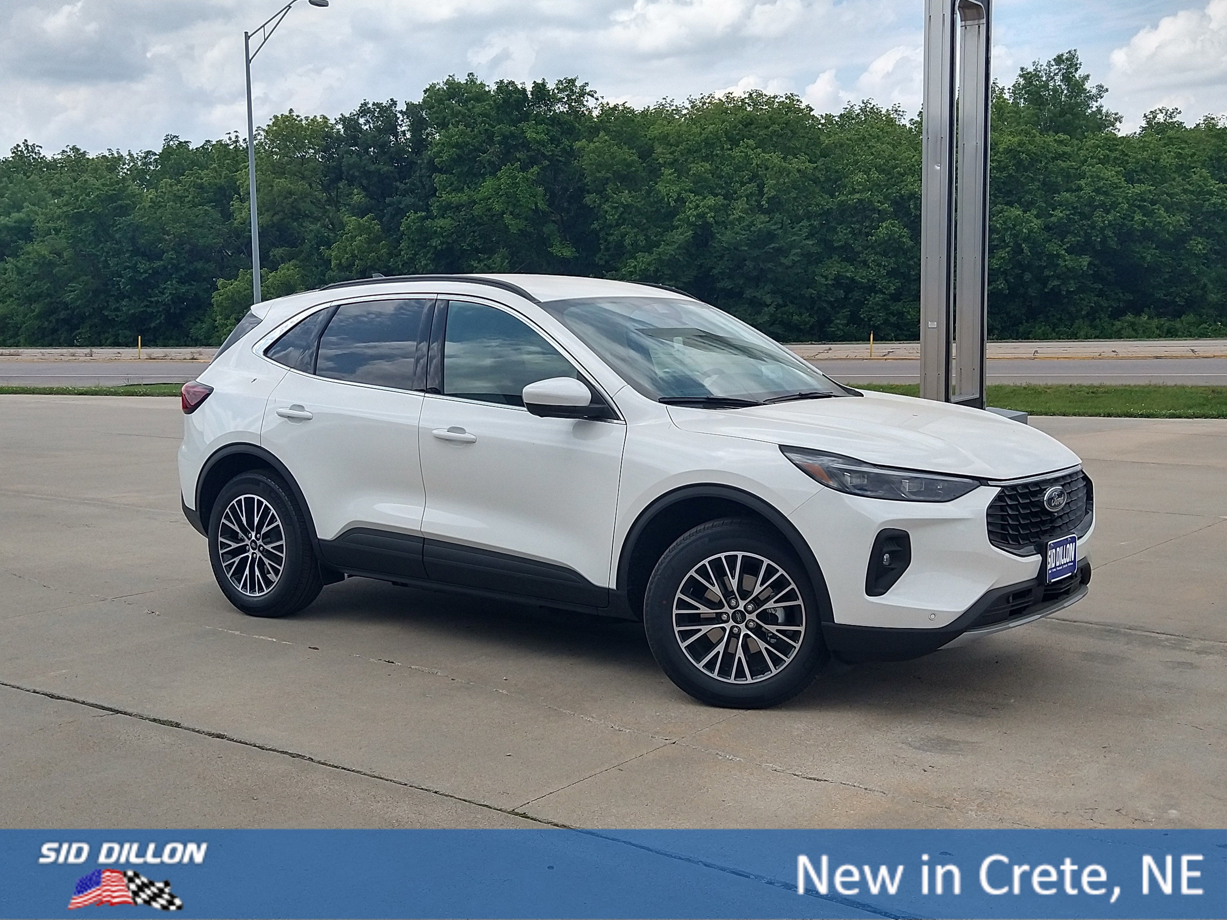 New 2025 Ford Escape SE w/ PHEV Premium Package image 16