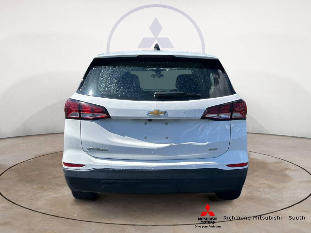 Used 2023 Chevrolet Equinox LS AWD/4WD image 4