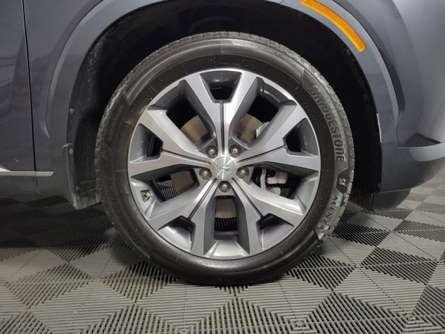 Used 2022 Hyundai Palisade Limited w/ Winter Package FWD image 12