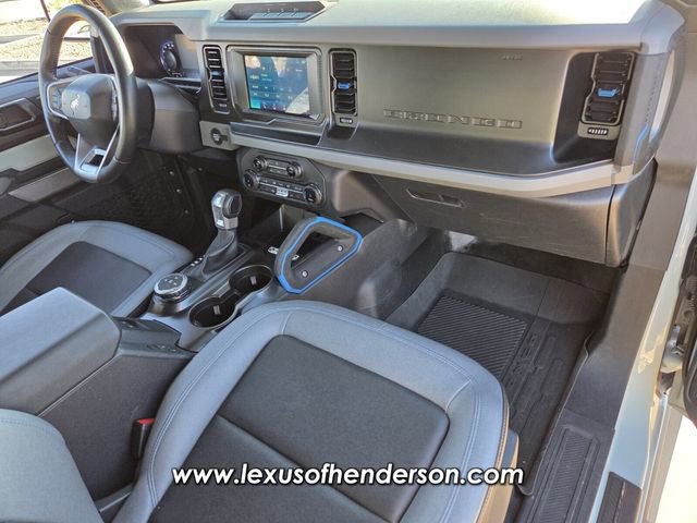Used 2022 Ford Bronco Black Diamond image 17