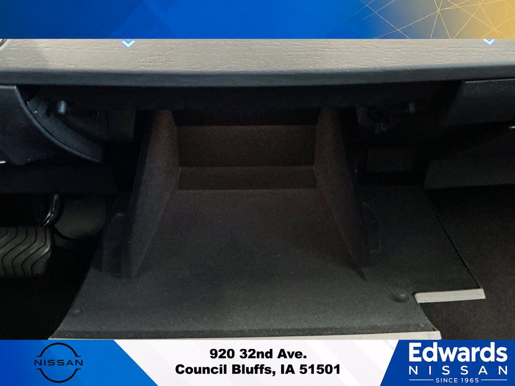 Used 2025 Nissan Ariya FWD image 27