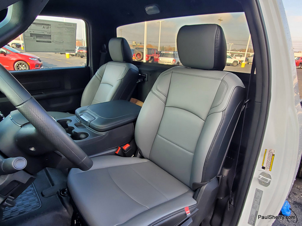 New 2026 RAM 5500 Tradesman w/ Chrome Appearance Group AWD/4WD image 22