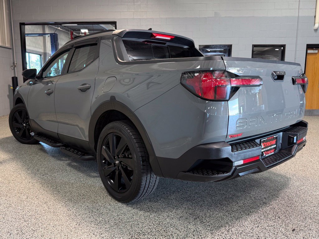 Used 2023 Hyundai Santa Cruz Limited AWD/4WD image 4