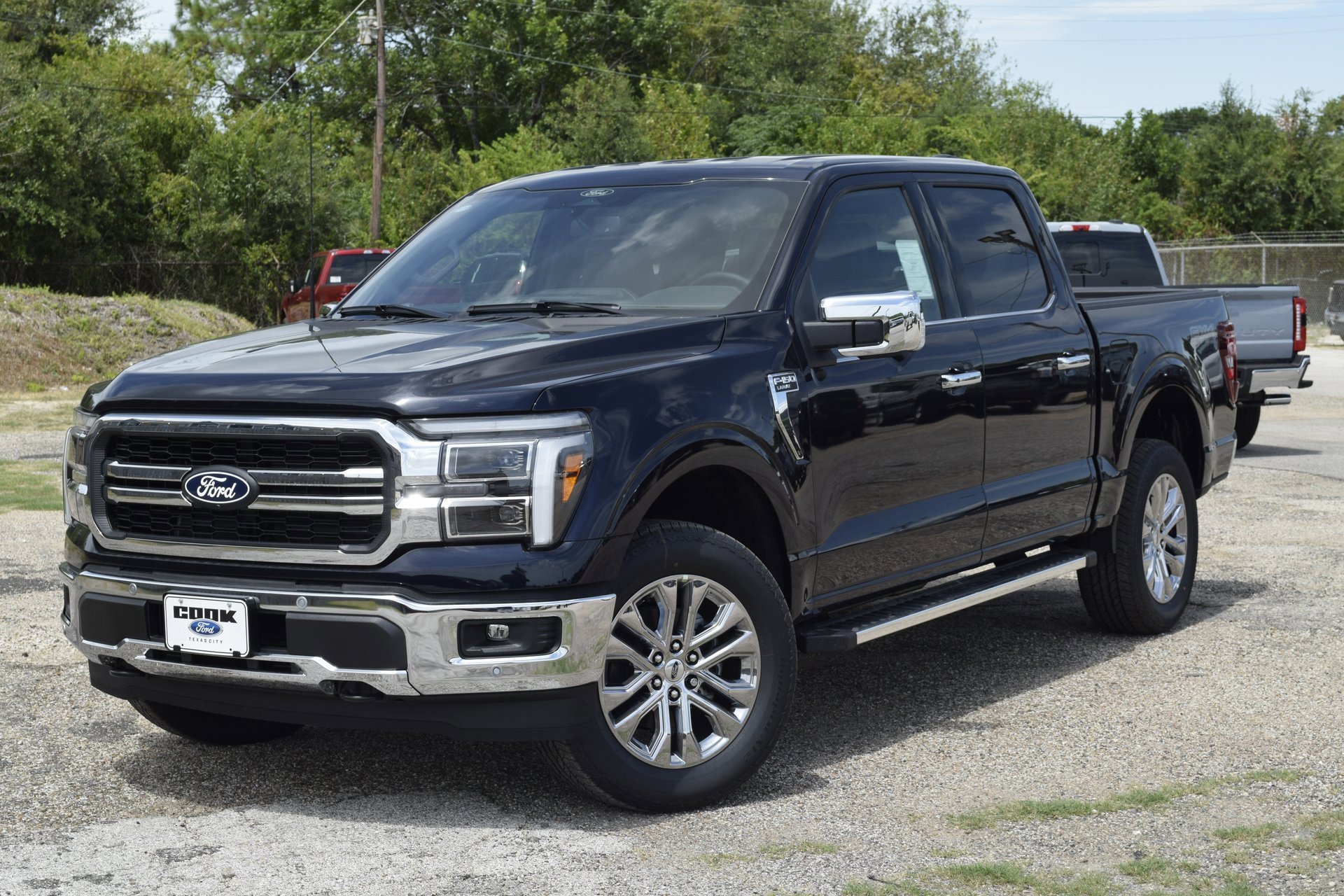 New 2025 Ford F150 Lariat w/ Equipment Group 501A Mid