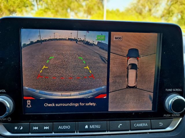 Used 2021 Nissan Rogue SV FWD image 12