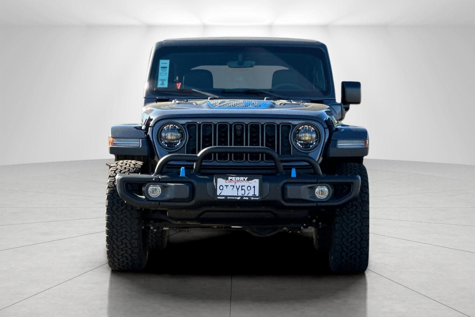 Used 2023 Jeep Wrangler Unlimited Rubicon 4xe AWD/4WD image 5