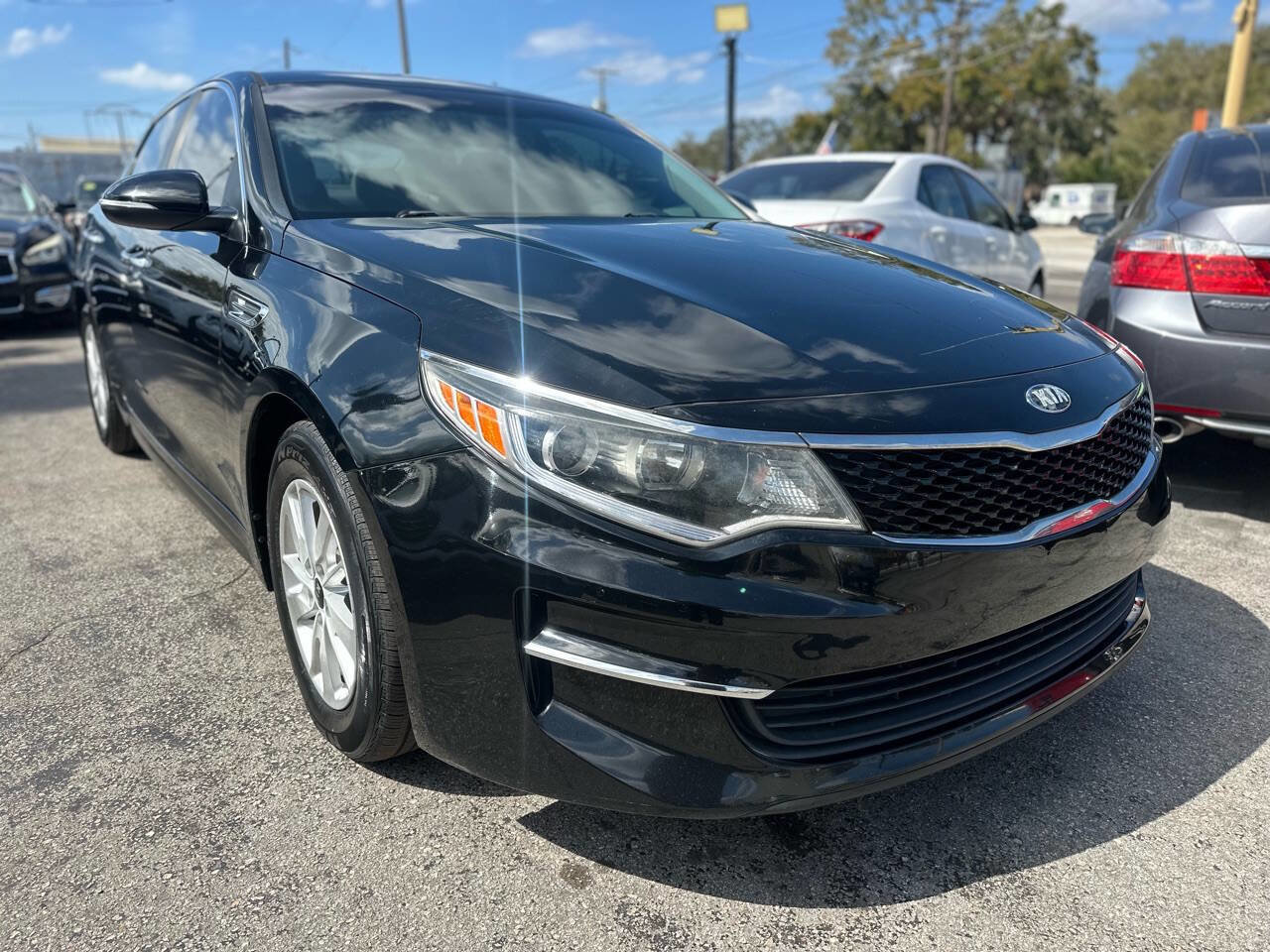 Used 2018 Kia Optima LX image 9