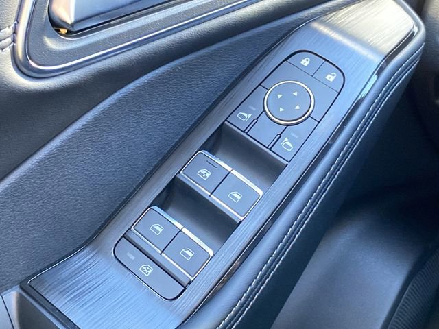 New 2026 Nissan Rogue Platinum image 31