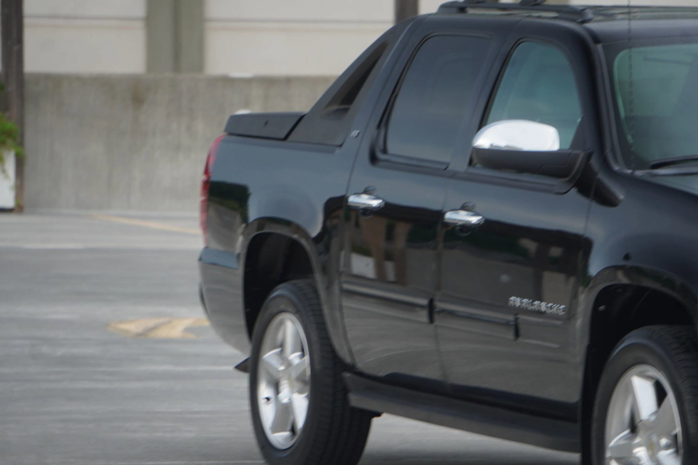 Used 2012 Chevrolet Avalanche LT w/ All-Star Edition image 34