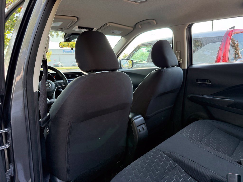 Used 2023 Nissan Kicks SV FWD image 30
