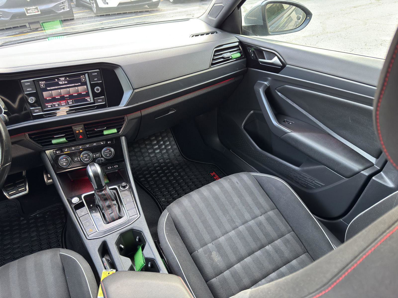 Used 2021 Volkswagen Jetta GLI FWD image 33