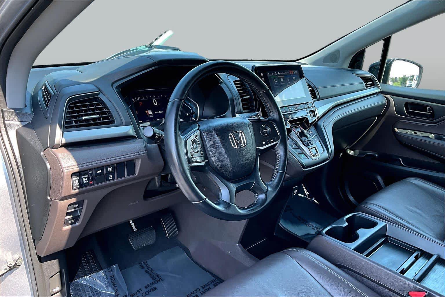 Used 2023 Honda Odyssey EX-L image 18