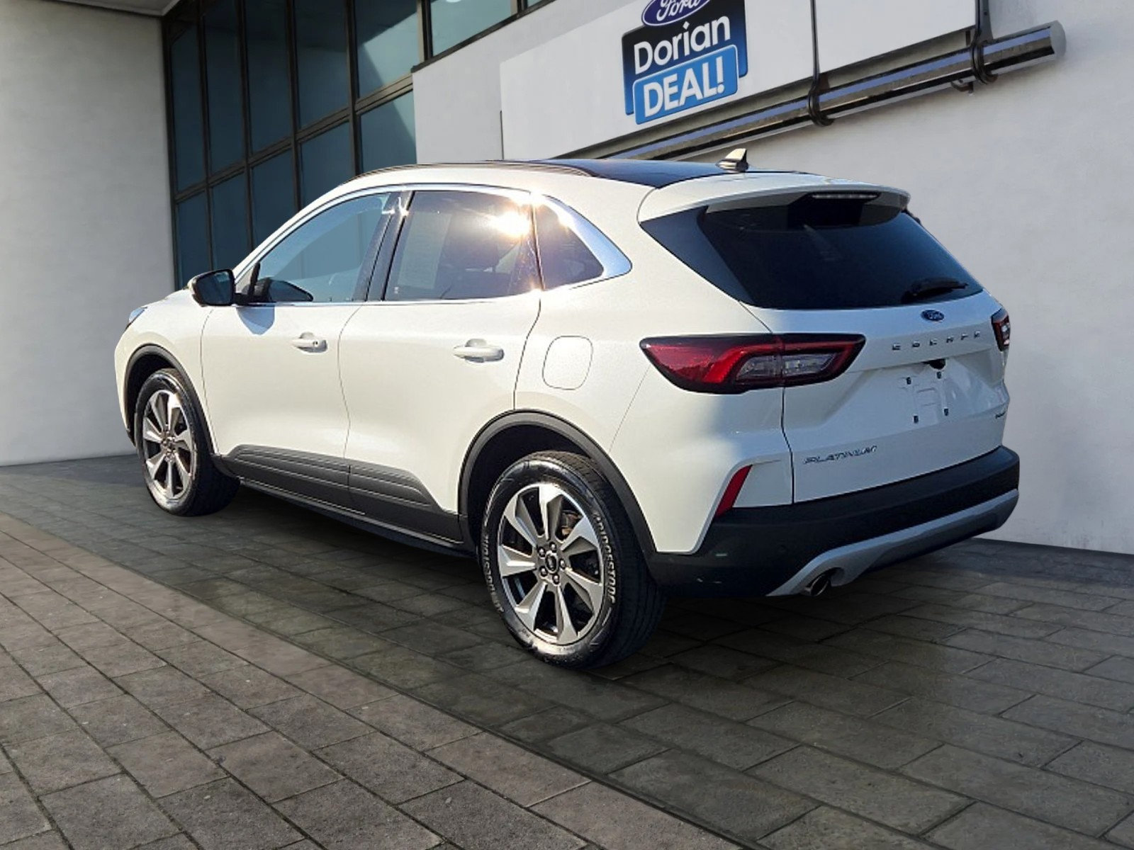 Certified 2023 Ford Escape Platinum AWD/4WD image 5